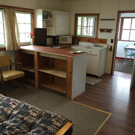 Rainbow'S End Resort Camp Chetek Bagian luar foto
