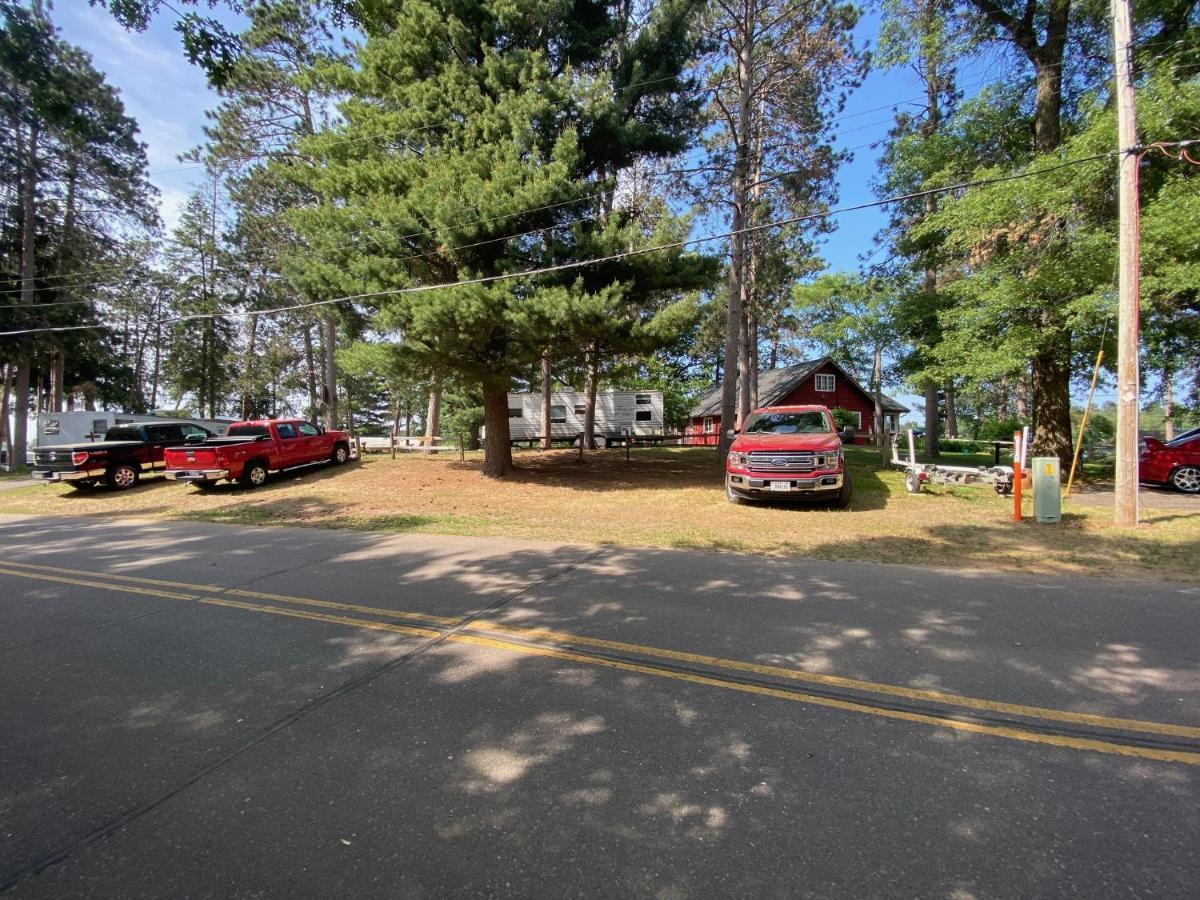 Rainbow'S End Resort Camp Chetek Bagian luar foto