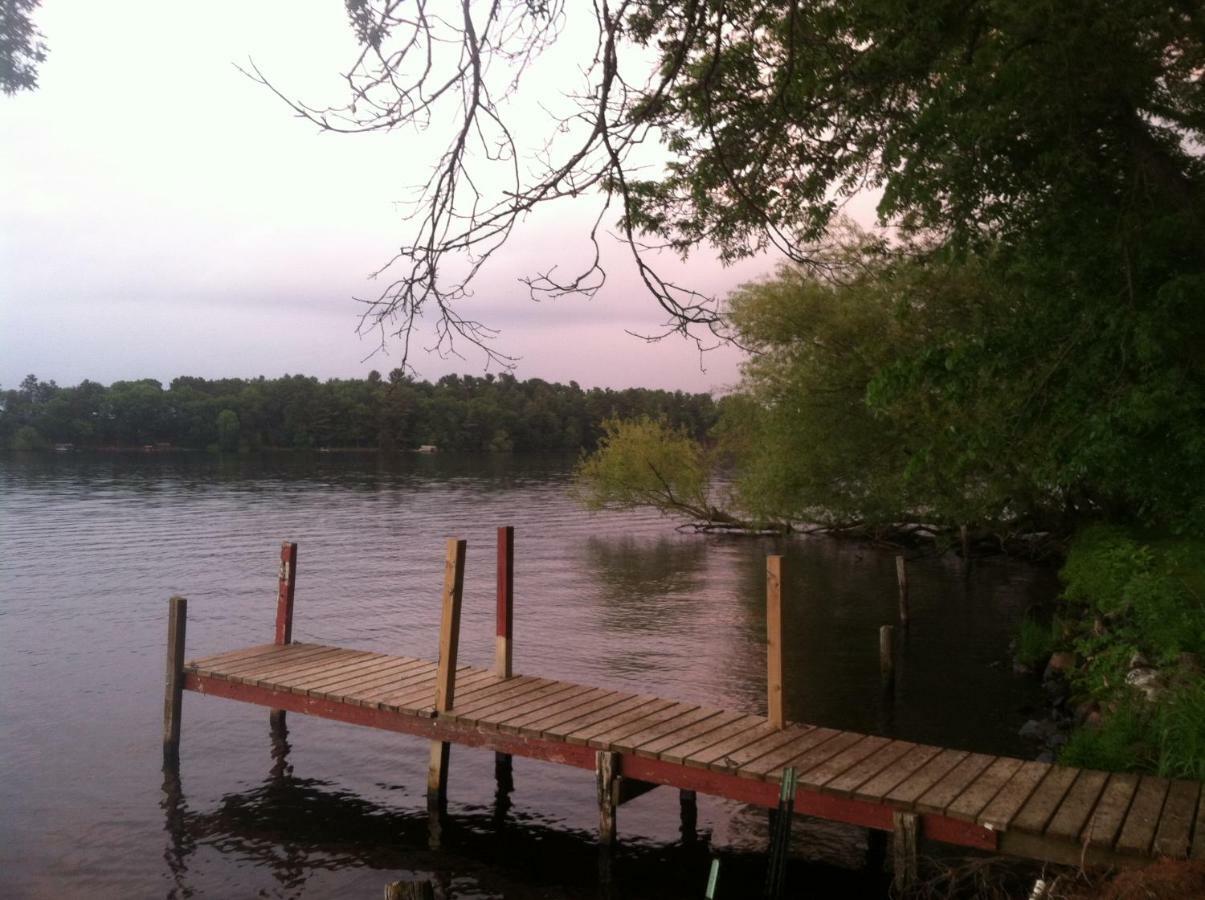 Rainbow'S End Resort Camp Chetek Bagian luar foto