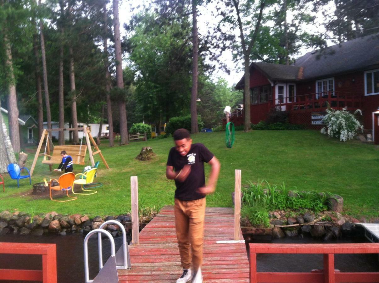 Rainbow'S End Resort Camp Chetek Bagian luar foto